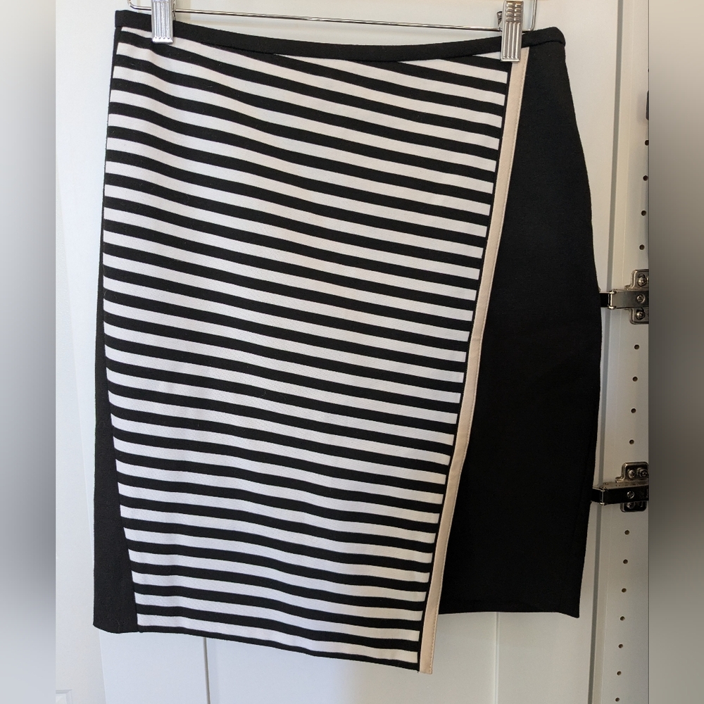 NWT White House Black Market Asymmetrical Skirt